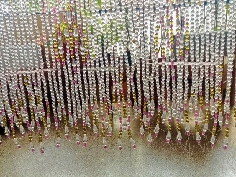 Uneven Base Design Beaded Room Divider