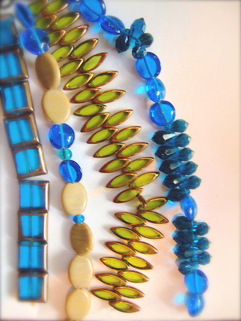 Glass Beads Partitions