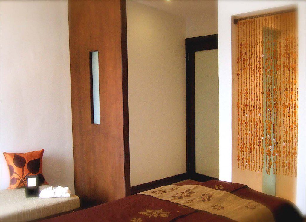 Descending Amber 2 - Angsana Spa Ub City, Prestige Morph, Bangalore Spa Interior Decor